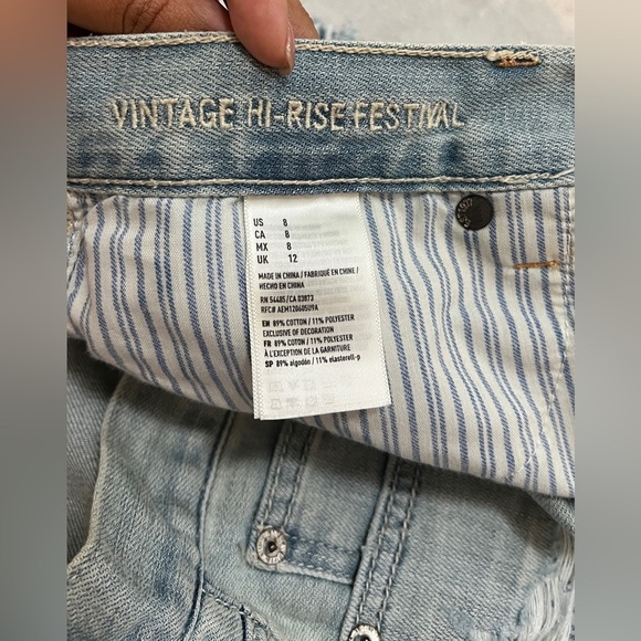 American Eagle Hi Rise Distressed Shorts- Size 8 - Picture 6 of 8